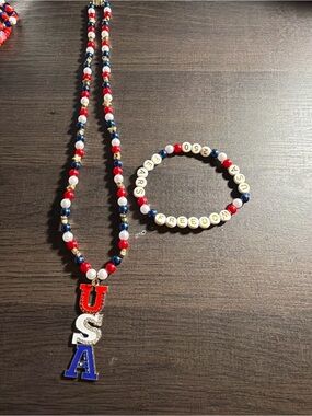 250 years Patriotic adults USA Beaded Necklace & Bracelet Set - Red White Blue